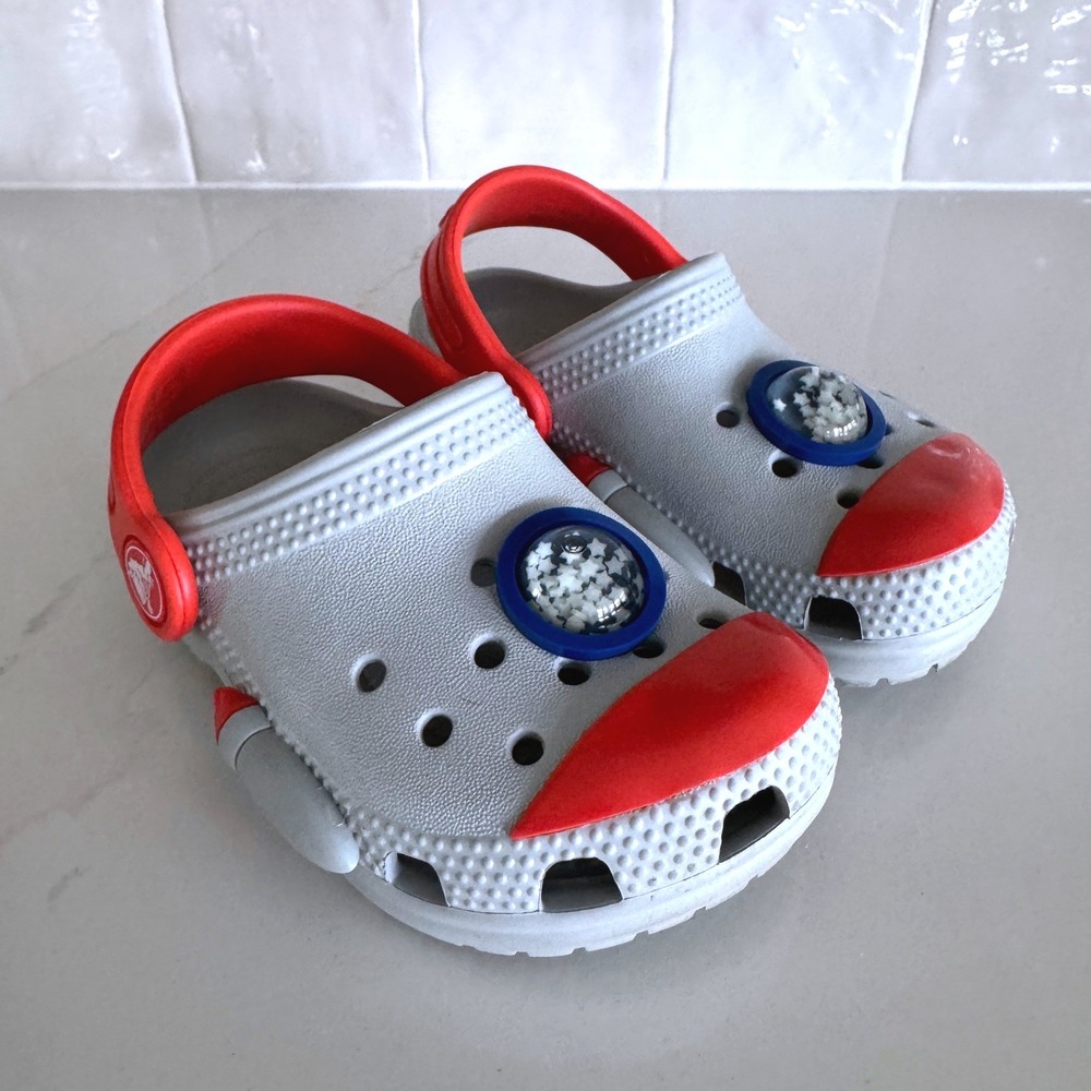 Crocs Fun Lab Rocket Ship Clogs‎ Kids Size C7 Gray Red Space Astronaut Shoes